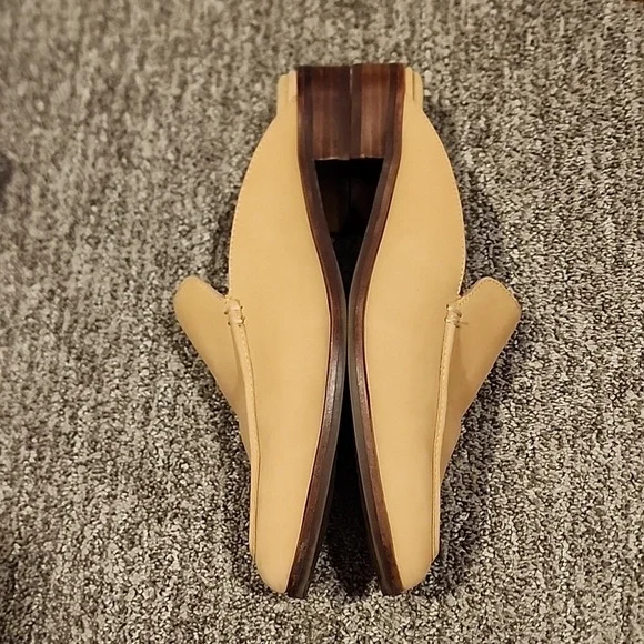 Aerisoles east wing tan leather upper slip ons size 8M balance man made - Picture 7 of 12